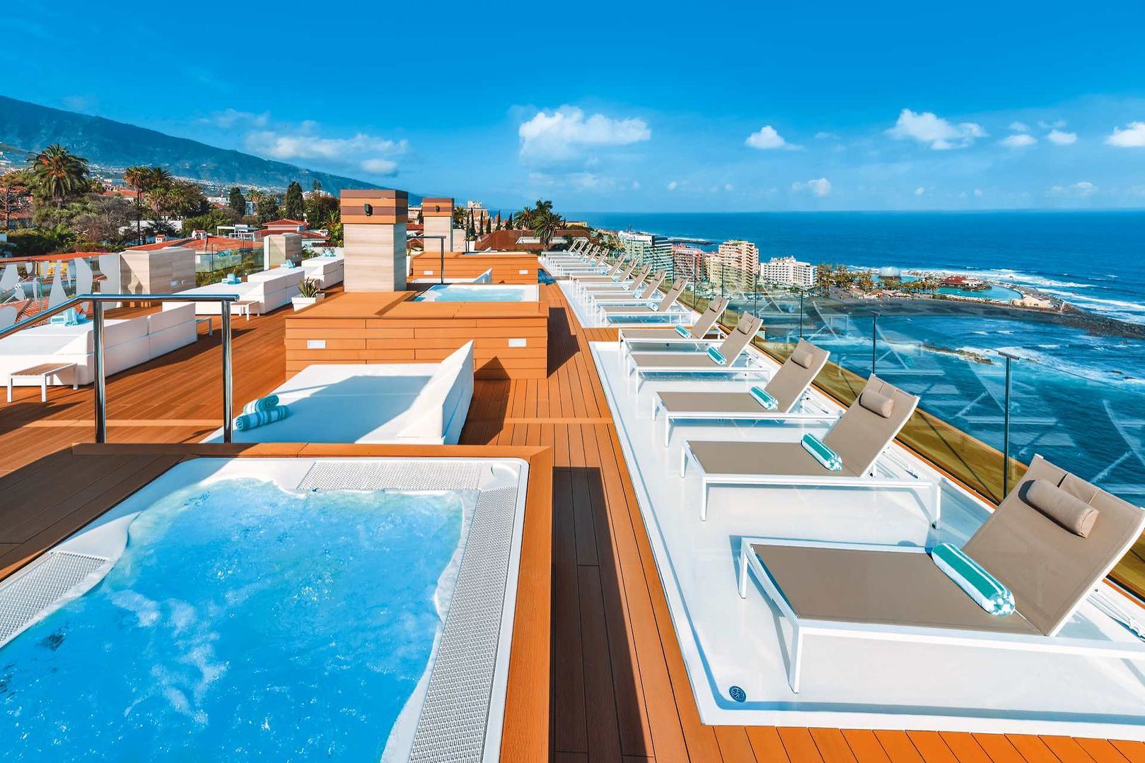 Aida Kreuzfahrten Präsentiert Von Ferientraumreisen